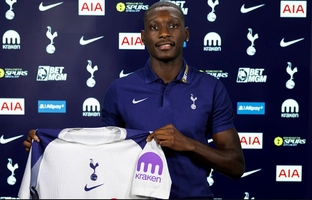 Tottenham chính thức có chữ ký của Randal Kolo Muani
