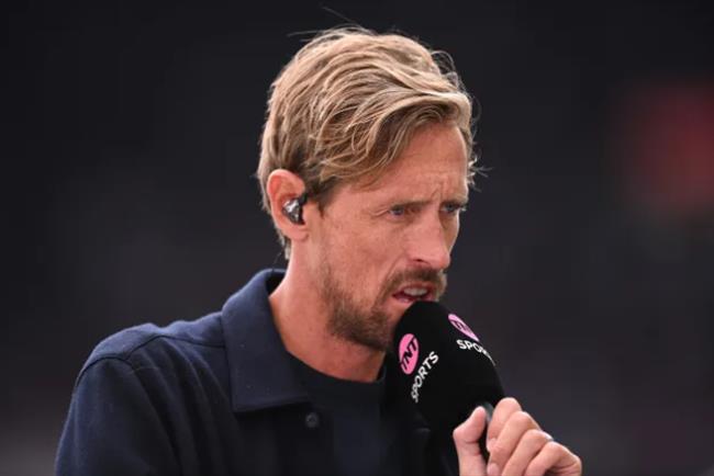 Peter Crouch du doan ket qua tran dau Chelsea vs Liverpool.