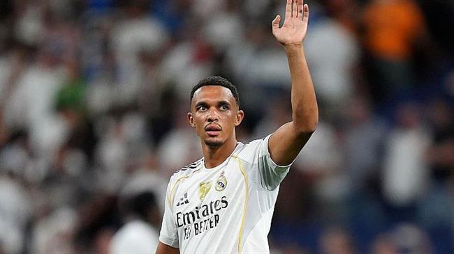 Trent Alexander-Arnold khong hoi han ve viec roi Liverpool toi Real Madrid.