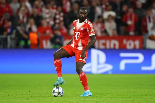 MU len ke hoach chieu mo Dayot Upamecano.