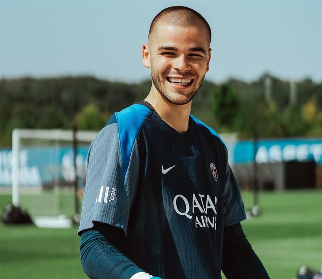 PSG toan tính gì đằng sau thương vụ Lucas Chevalier 4