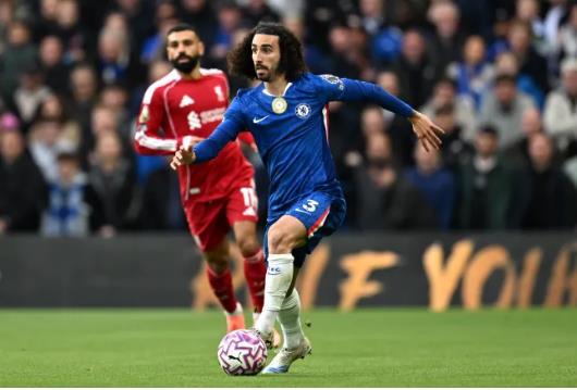 Marc Cucurella da co pha kien ​​tao tuyet voi cho Estevao Willian.