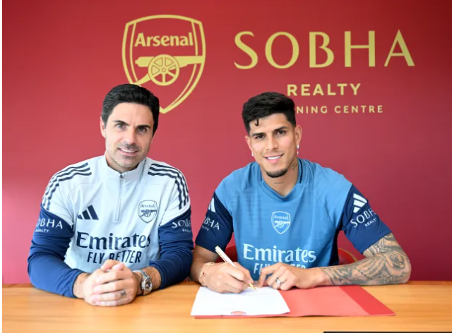 Arsenal chiêu mộ thành công Piero Hincapie nhờ Xhaka 1