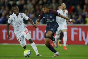 Nam Định nâng tổng số ngoại binh lên 15 cầu thủ