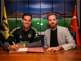 Thủ môn Ederson Moraes chính thức chia tay Man City