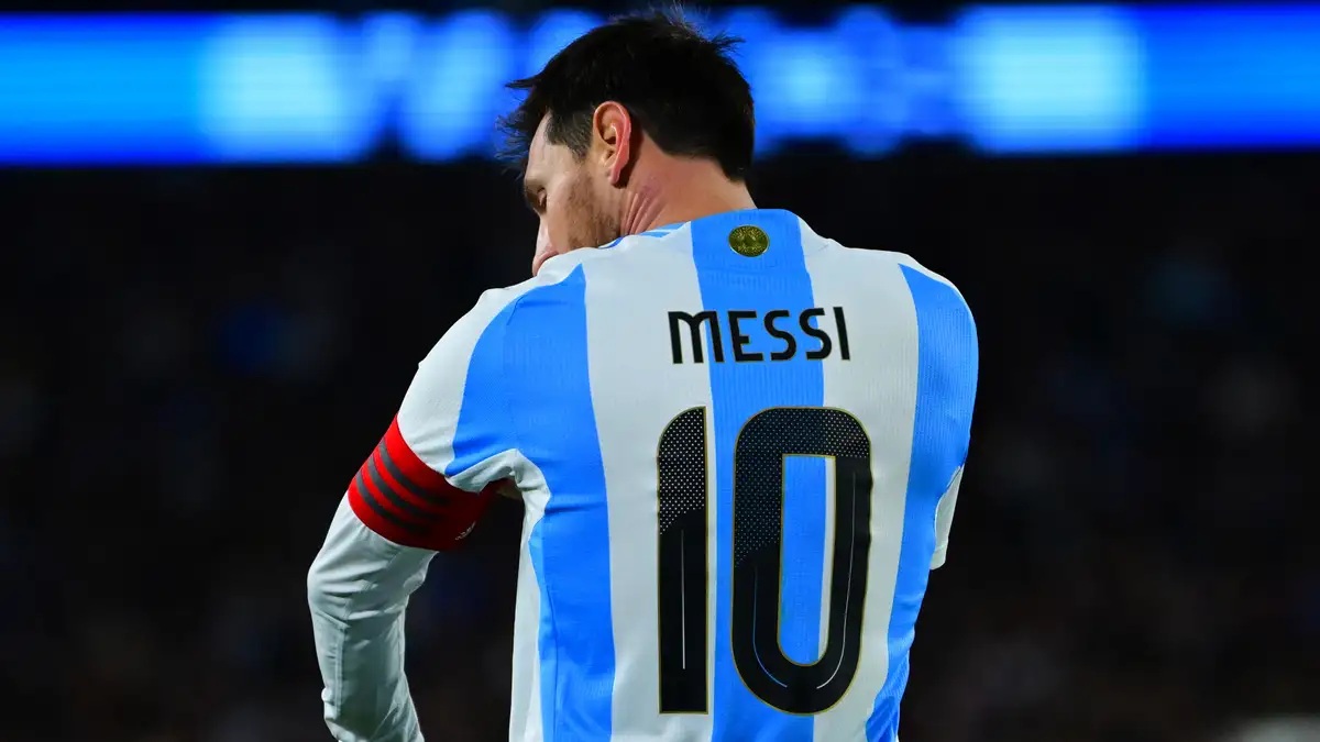 Franco Mastantuono Messi là HLV tuyệt nhất mà bạn có ở trên sân! 1