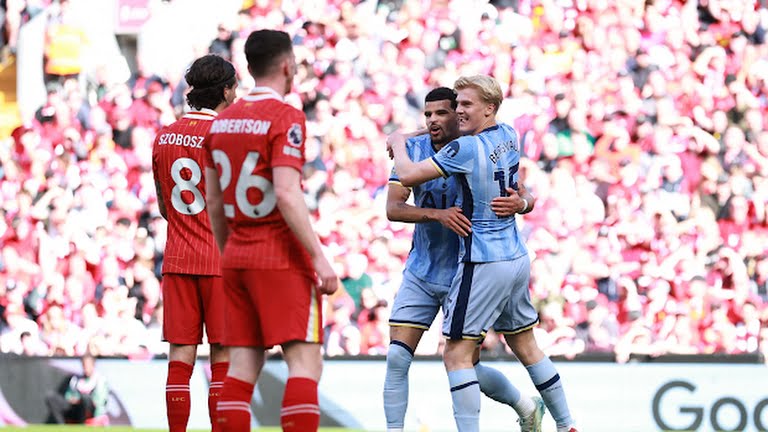 Hạ Tottenham 5-1, Liverpool vô địch Ngoại hạng Anh 202425 sớm trước 4 vòng đấu 3