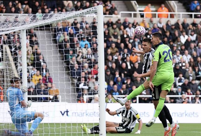 Nhận định Newcastle vs Tottenham (03h00 ngày 3010) Bữa tiệc tại St James Park 1