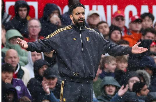 Owen Thật lố bịch khi nói rằng sơ đồ của Amorim khiến MU sa sút 1