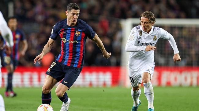 Sau Luka Modric, AC Milan tiếp tục lên kế hoạch chiêu mộ Robert Lewandowski 1