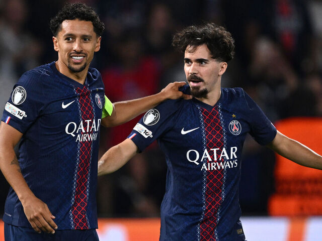 PSG khong du Gala Qua bong vang